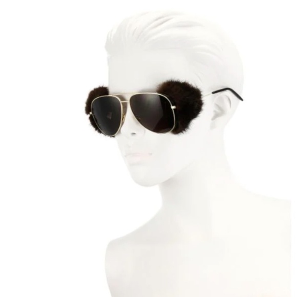 NEW in Case Saint Laurent Women's Metallic Classic 11 Shields 59mm Mink … - Picture 1 of 9